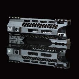 【予約受付中】Mancraft:　CNC　M4/AR15ハンドガード　V1　7"　ブラック