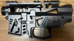 【予約受付中】Mac Airsoft:　AR7　Vシリーズ　メタルボディ　ブラック